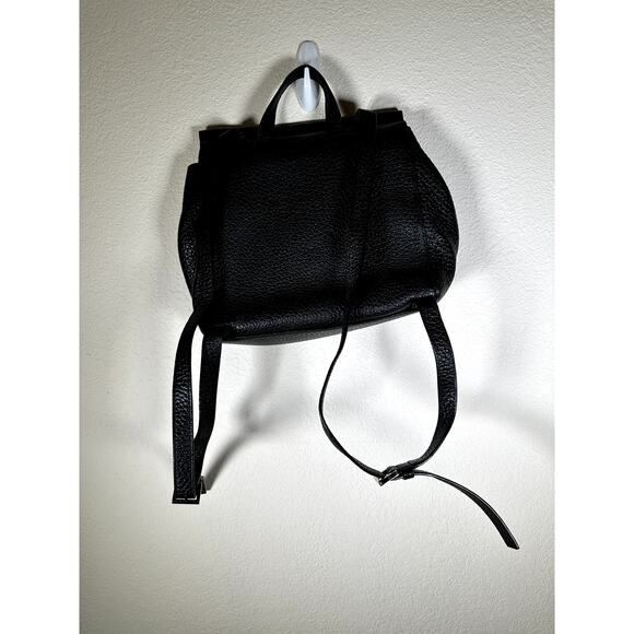 Kate Spade black pebbled leather backpack purse gold turnlock - Picture 2 of 9